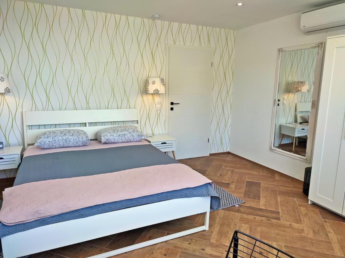 Apartments Gareta Gradac  Zewnętrze zdjęcie