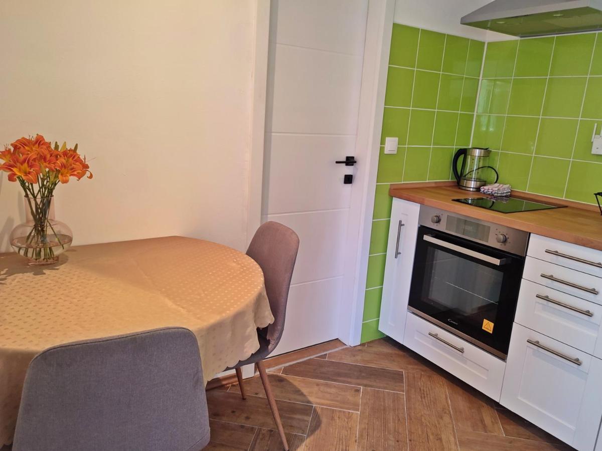 Apartments Gareta Gradac  Zewnętrze zdjęcie