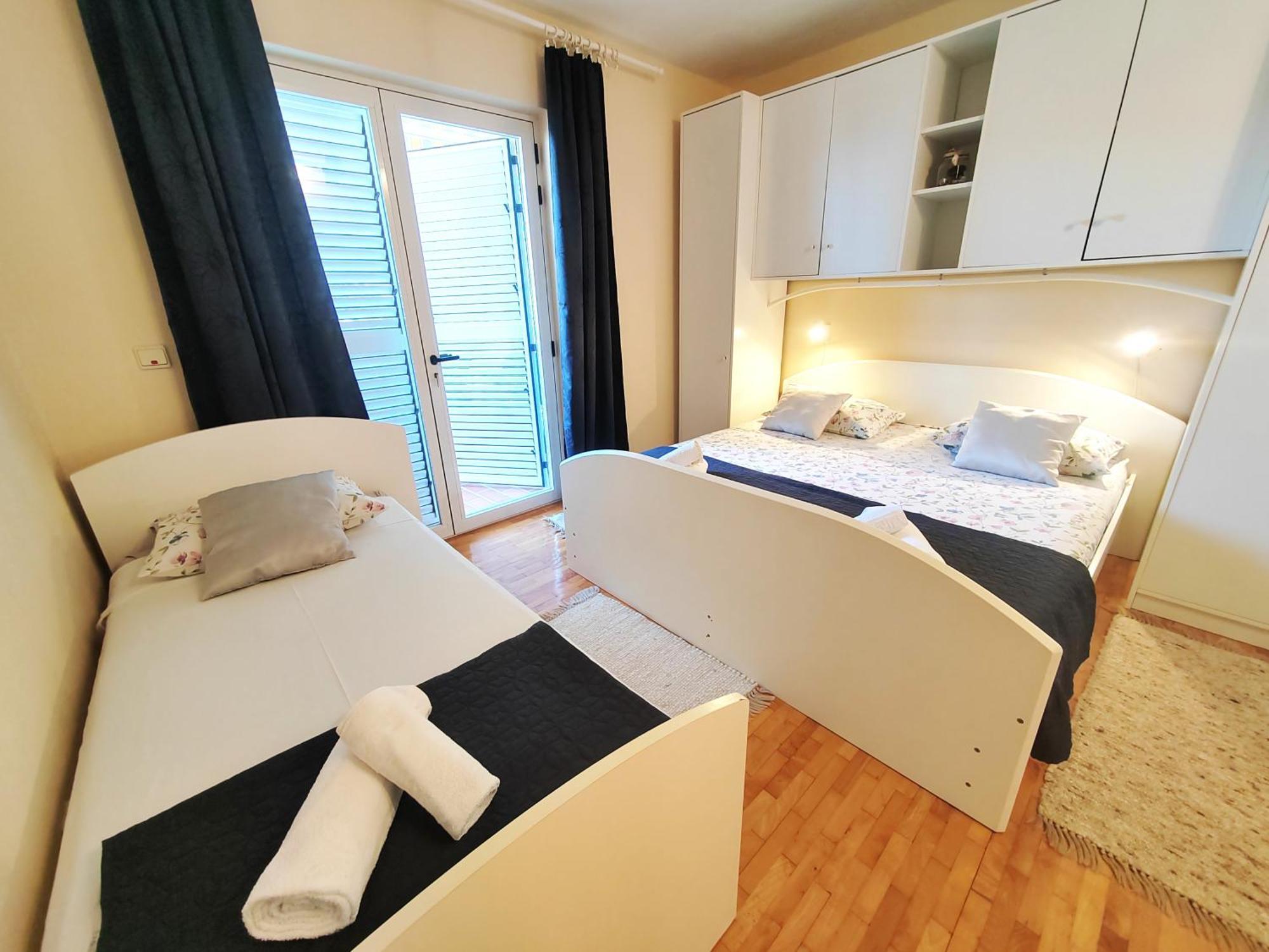 Apartments Gareta Gradac  Zewnętrze zdjęcie